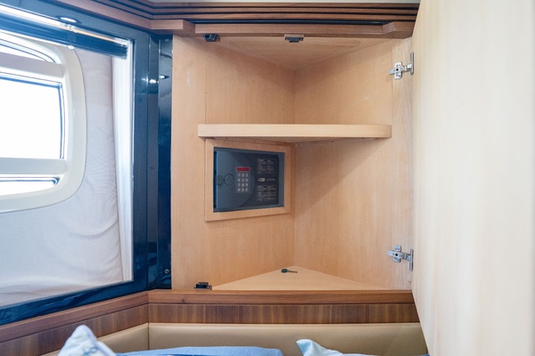 Yansea 50ft Azimut Yacht For Sale