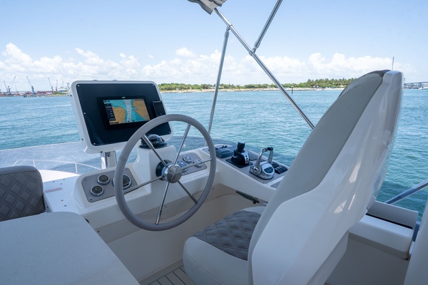 Yansea 50ft Azimut Yacht For Sale