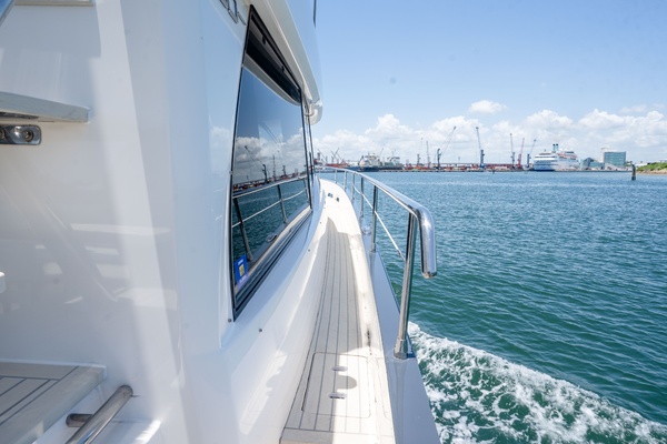 Yansea 50ft Azimut Yacht For Sale
