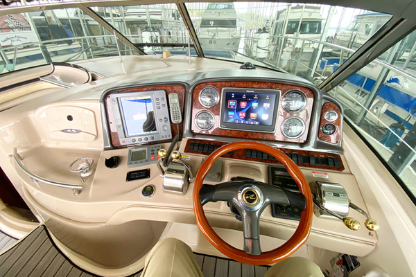 THE AMBER LEIGH 42ft Sea Ray Yacht For Sale