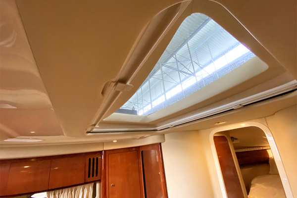 THE AMBER LEIGH 42ft Sea Ray Yacht For Sale