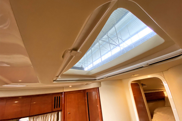Sea Ray 420 Sundancer Yacht For Sale