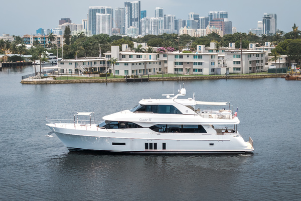 2016 Ocean Alexander 90