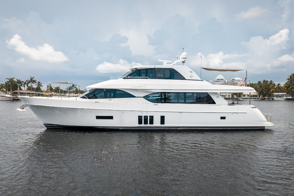 2016 Ocean Alexander 90