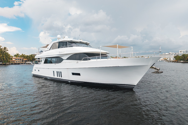 2016 Ocean Alexander 90