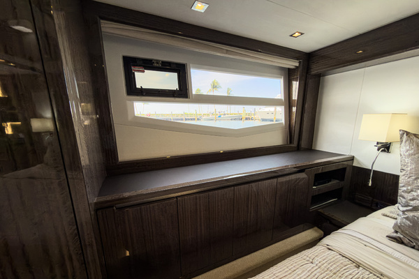 Galeon 550 Fly Yacht For Sale