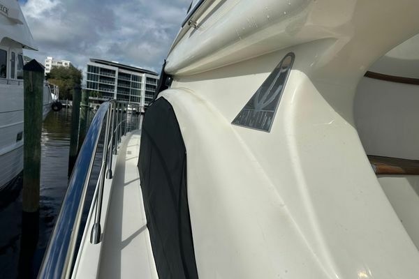 55ft Azimut Yacht For Sale