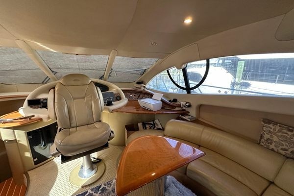55ft Azimut Yacht For Sale