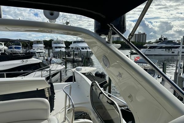 55ft Azimut Yacht For Sale