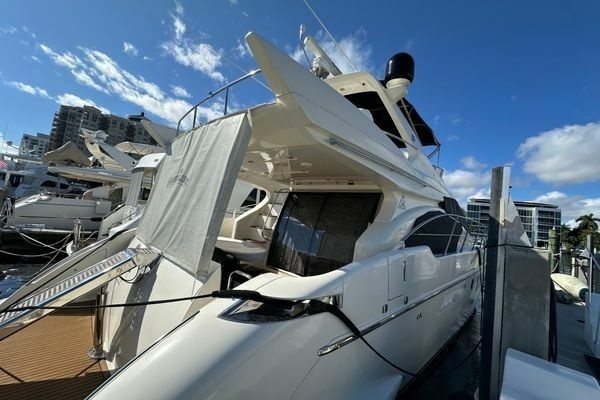 Azimut 55E Yacht For Sale