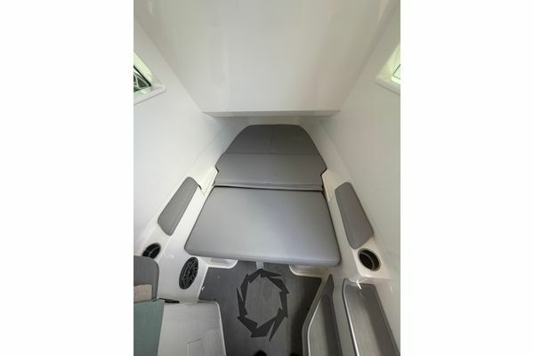 Fountain 38 SCX Yacht For Sale