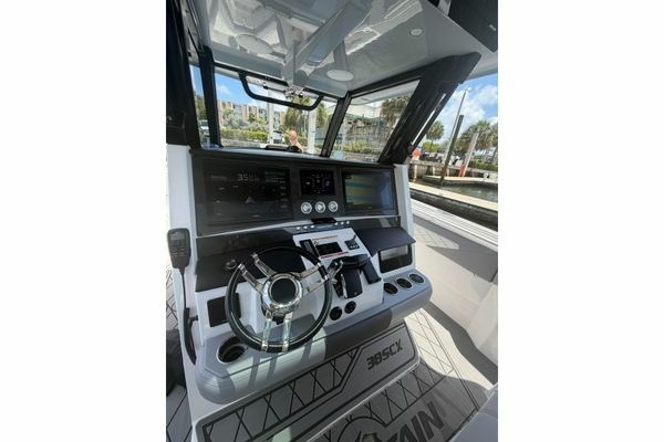 38ft Fountain Yacht For Sale