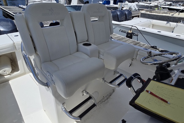 2018 Regulator 28