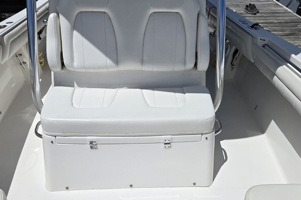 2018 Regulator 28