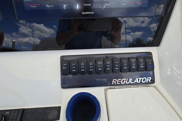 2018 Regulator 28