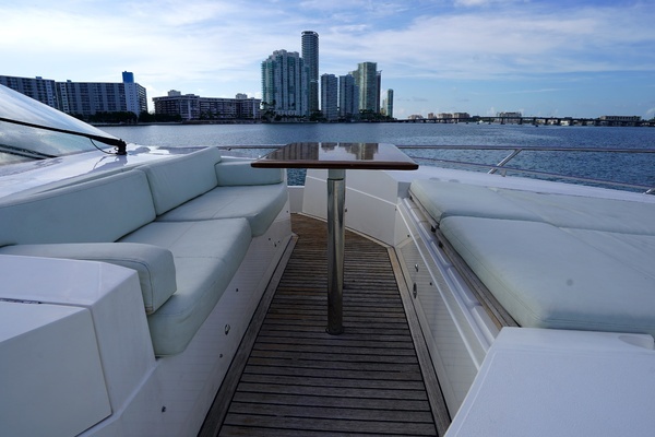 Princess V72 Yacht For Sale