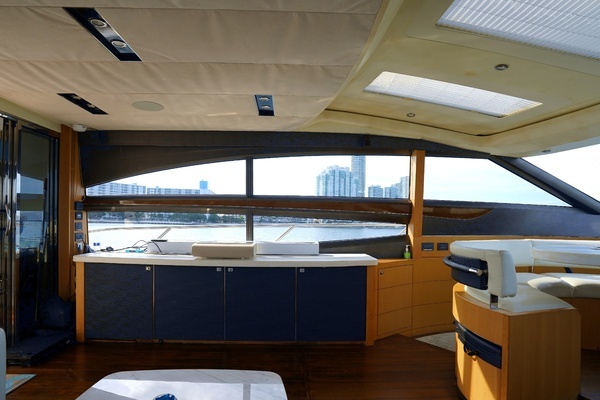 Princess V72 Yacht For Sale