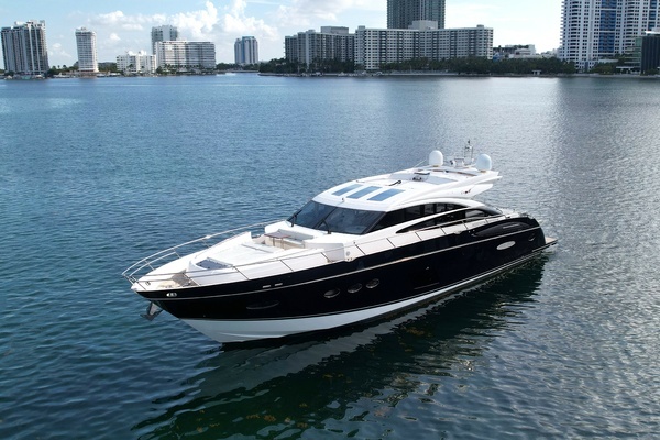 Princess V72 Yacht For Sale