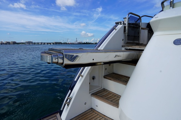 ROUND MIDNIGHT 72ft Princess Yacht For Sale