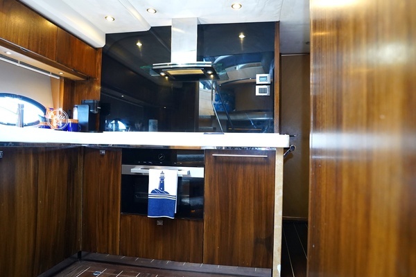 Princess V72 Yacht For Sale