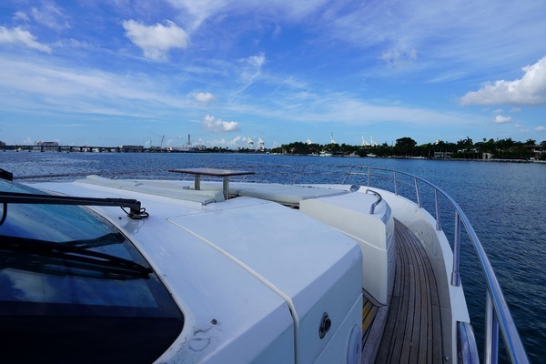 Princess V72 Yacht For Sale