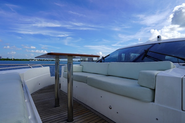 ROUND MIDNIGHT 72ft Princess Yacht For Sale
