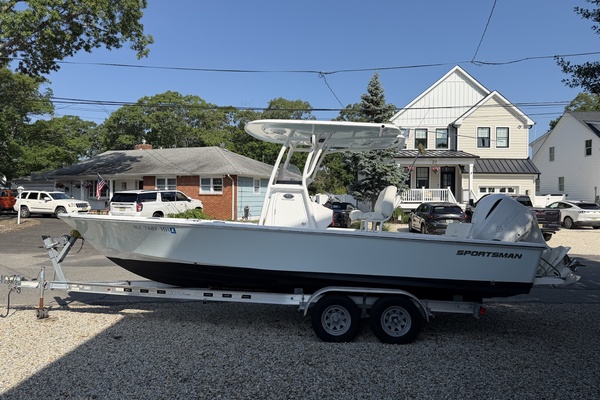 24ft Sportsman Yacht For Sale