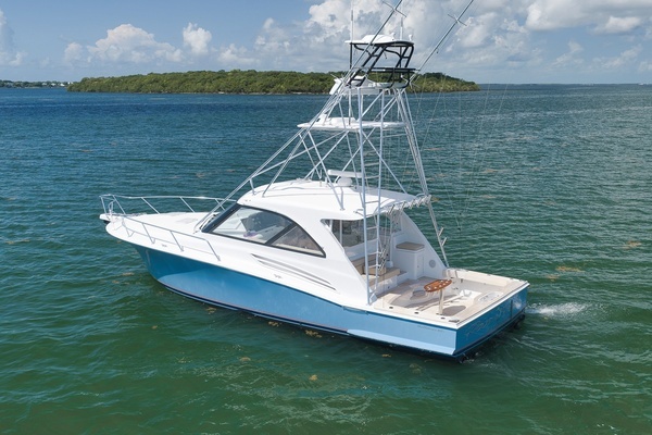 2023 Hatteras 45