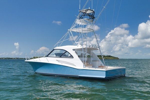 2023 Hatteras 45