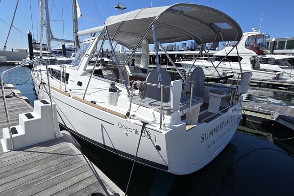 Photo of the 2023 Beneteau Oceanis 38.1 "SUMMERPLACE"