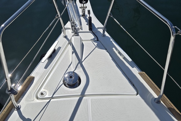 SUMMERPLACE 38ft Beneteau Yacht For Sale