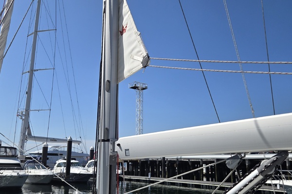 SUMMERPLACE 38ft Beneteau Yacht For Sale