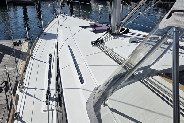 SUMMERPLACE 38ft Beneteau Yacht For Sale