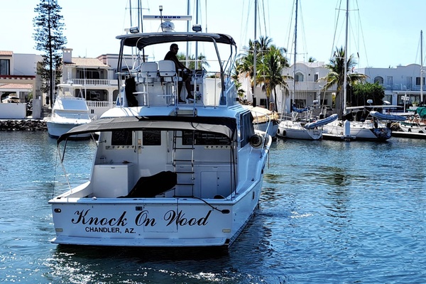 KNOCK ON WOOD 53ft Hatteras Yacht For Sale