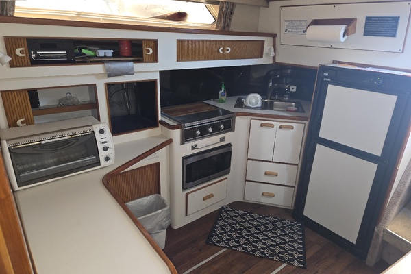 Peggy Sue 39ft Sea Ray Yacht For Sale