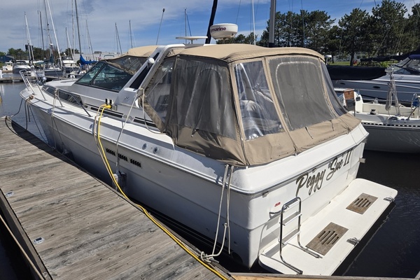 Peggy Sue 39ft Sea Ray Yacht For Sale