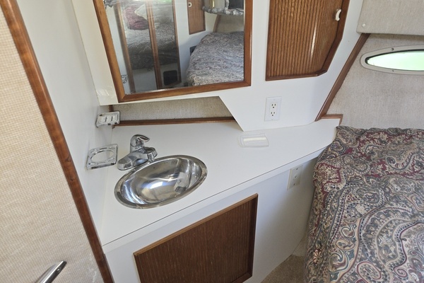 Peggy Sue 39ft Sea Ray Yacht For Sale