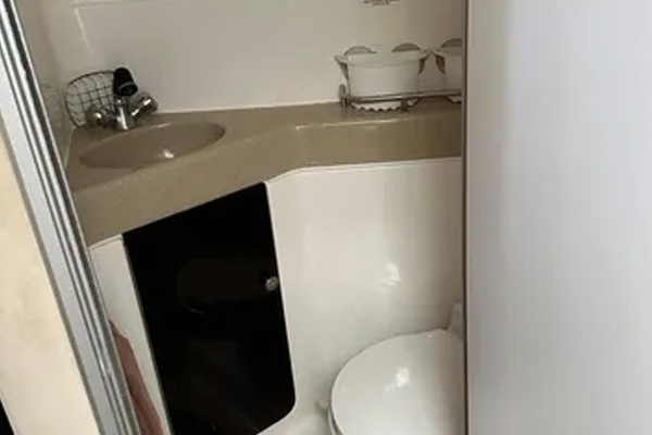 28ft Wellcraft Yacht For Sale