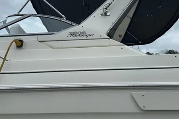 Photo of the 1999 Wellcraft 2800 Martinique