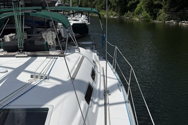 Lone Spar 36ft Beneteau Yacht For Sale