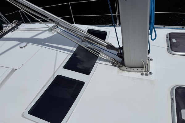 Lone Spar 36ft Beneteau Yacht For Sale