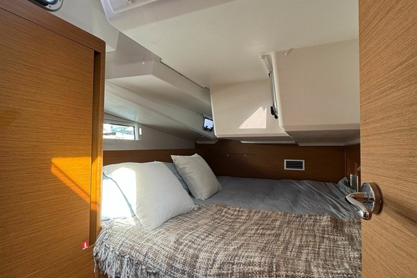 Limax 49ft Jeanneau Yacht For Sale
