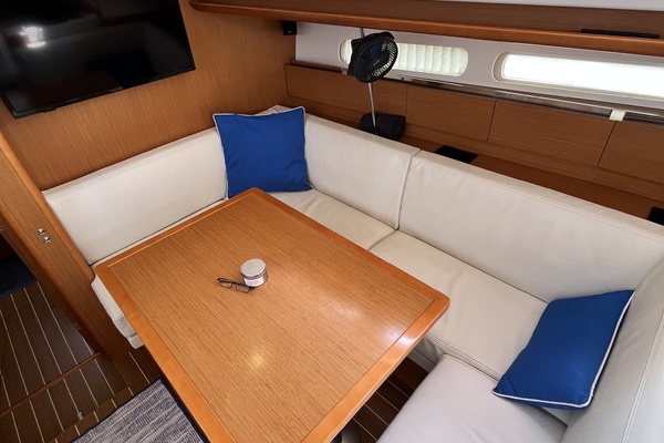 41ft Jeanneau Yacht For Sale