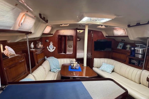 Skadi 37ft Hunter Yacht For Sale