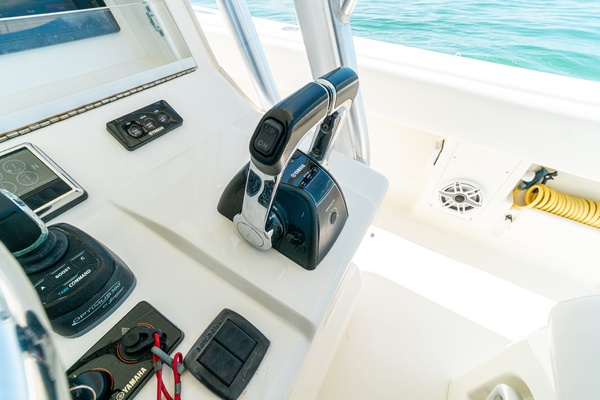 SALVATION II 37ft SeaVee Yacht For Sale
