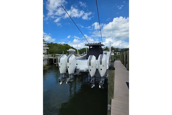 47ft Freeman Yacht For Sale