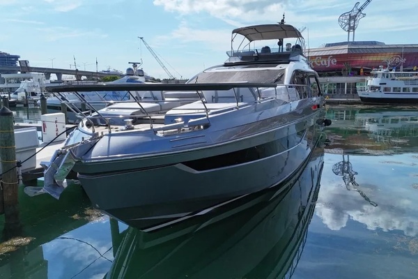 Azimut  Yacht For Sale