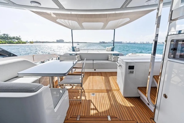 Azimut  Yacht For Sale