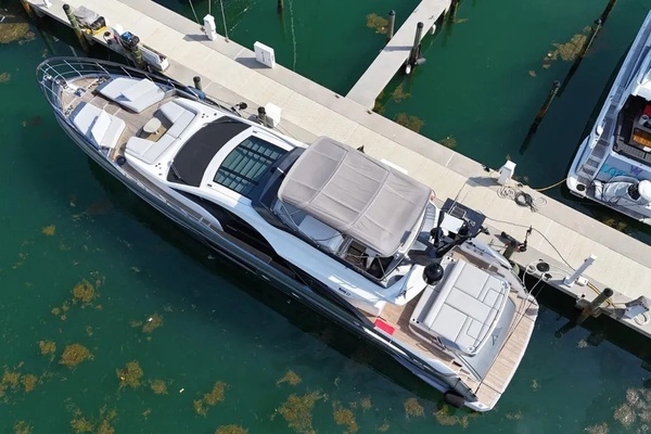 Azimut  Yacht For Sale