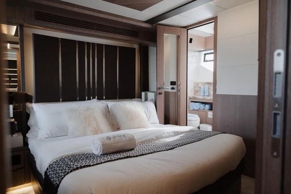 Galeon  Yacht For Sale